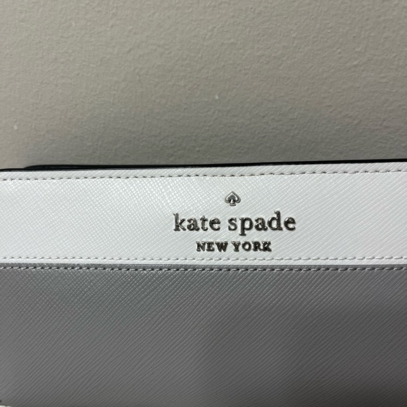 Kate Spade Wallet - Picture 4 of 5